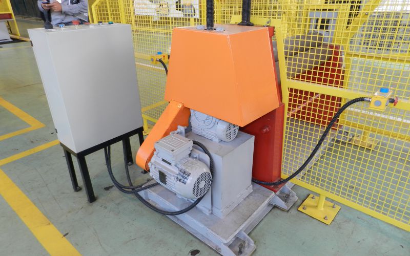 Adequação de Maquinas NR-12 -  manutenção de equipamentos industriais em curitiba